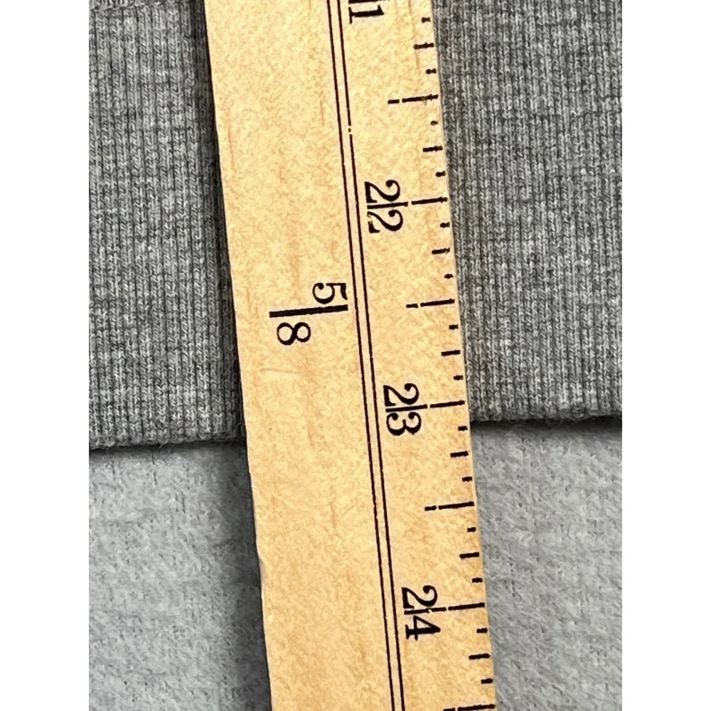 Tommy Hilfiger Men medium Gray‎ TH Logo Raglan Sleeve  Crewneck Sweatshirt new